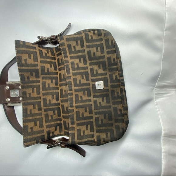 Fendi Brown Designer Shoulder Bag - Picture 2 of 10